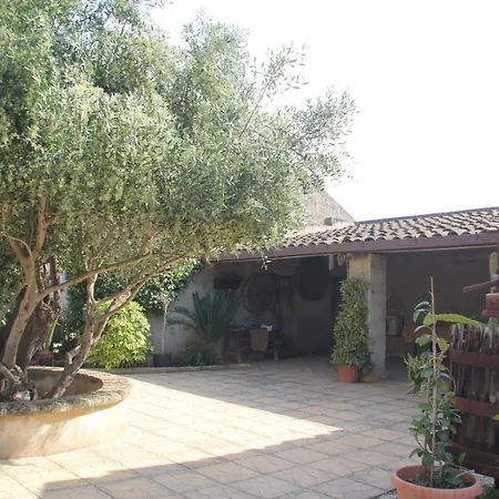 Guest house Borgo Felice Il Gurgo