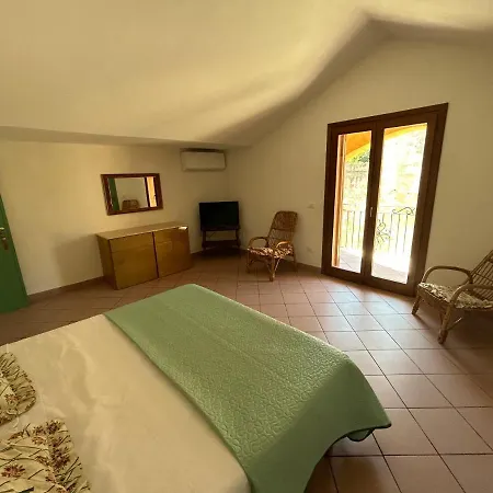 Borgo Felice Il Gurgo *