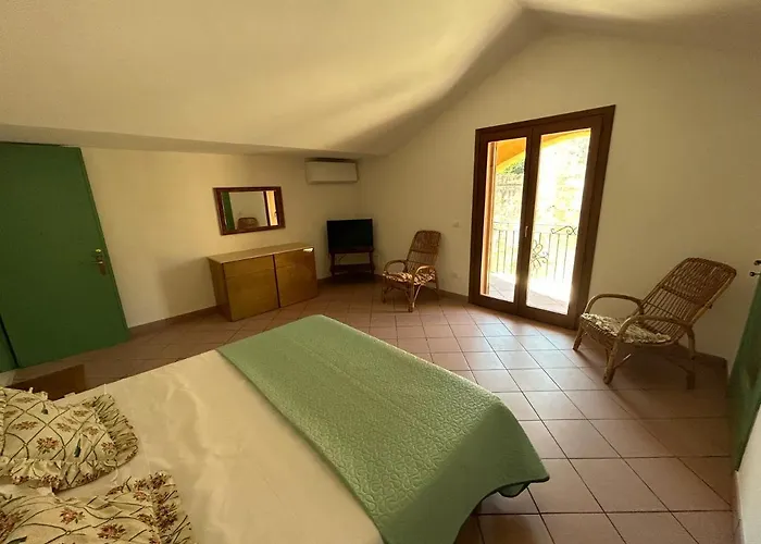 Borgo Felice Il Gurgo *